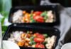 “일상 속 식단, 간편하게 건강 챙기는 새로운 트렌드” a couple trays of food
